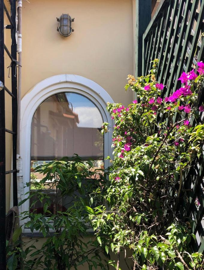 Le Terrazze Di Chiaia Leilighet Napoli Eksteriør bilde